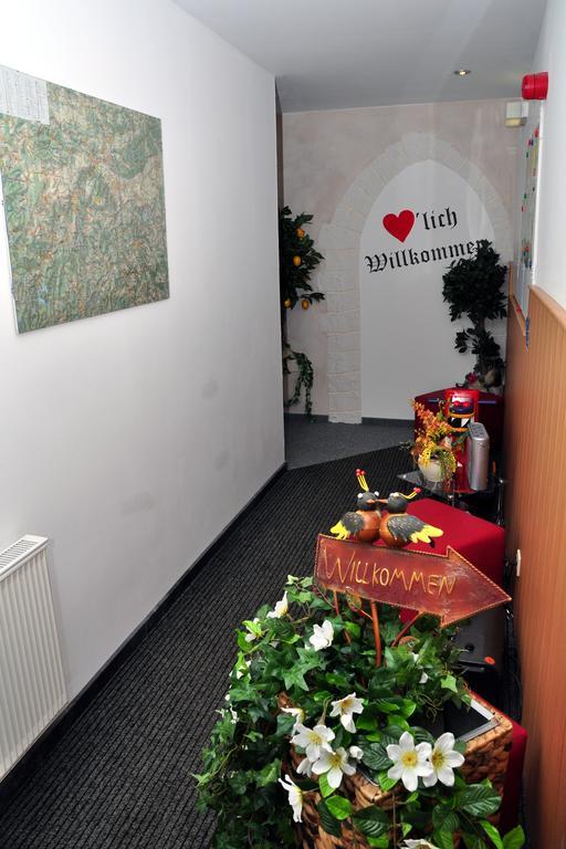 Hotel Am Hohen Schwarm Saalfeld Saale Εξωτερικό φωτογραφία